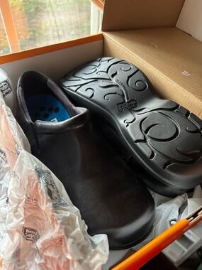 Timberland Women's Black Slip-On Work Loafers